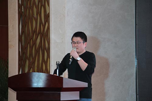 设备事业部领导汇报
